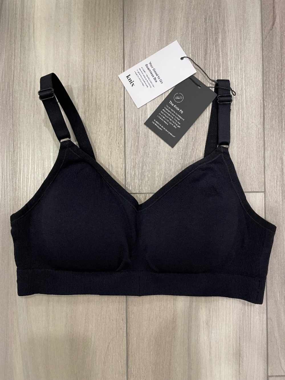 NWT KNIX Good to Go Seamless Bra Size Medium (34A / 34B / 34C) Wireless Comfy